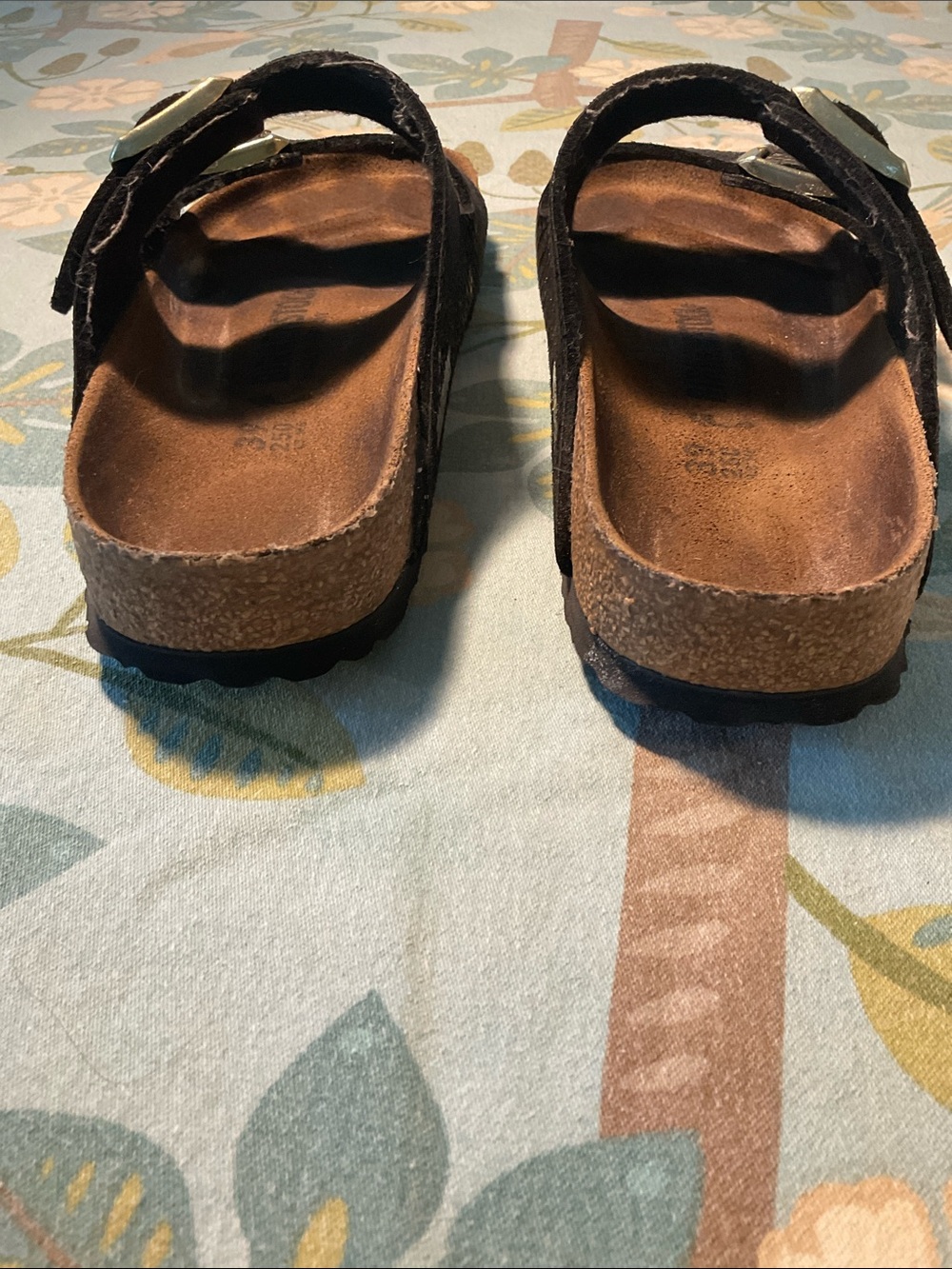 Birkenstock Arizona sandals, gold & black - Picture 4 of 6